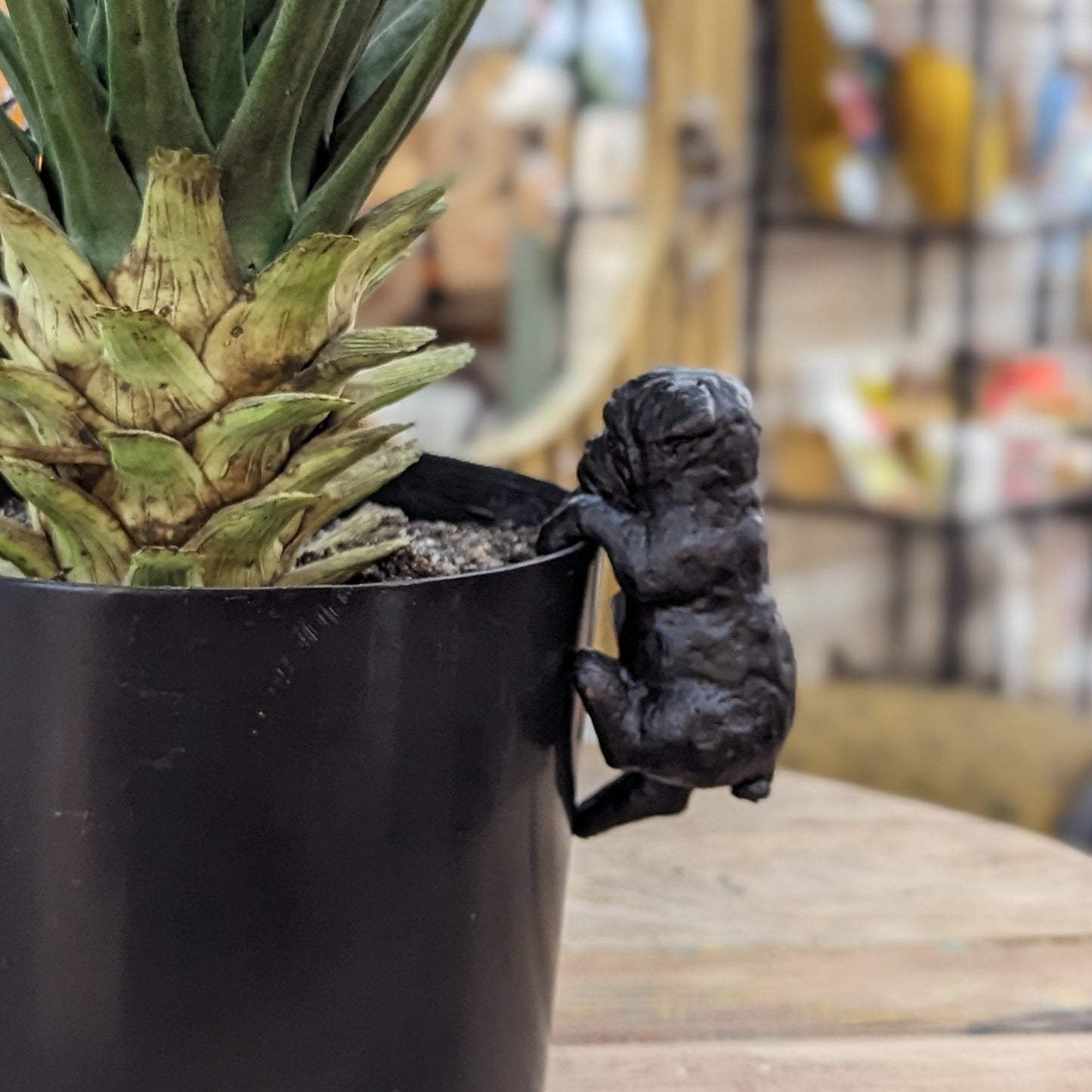 Black Dog Plant Pot Hanger | Two Styles