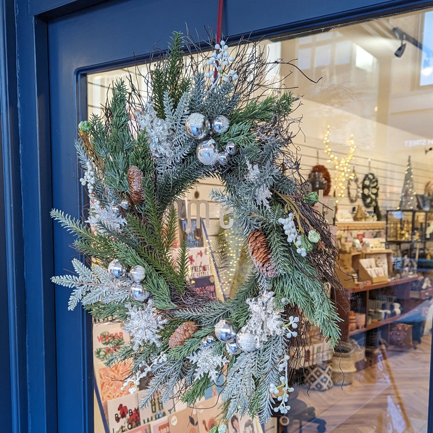 Frosted Pinecone & Silver Wreath