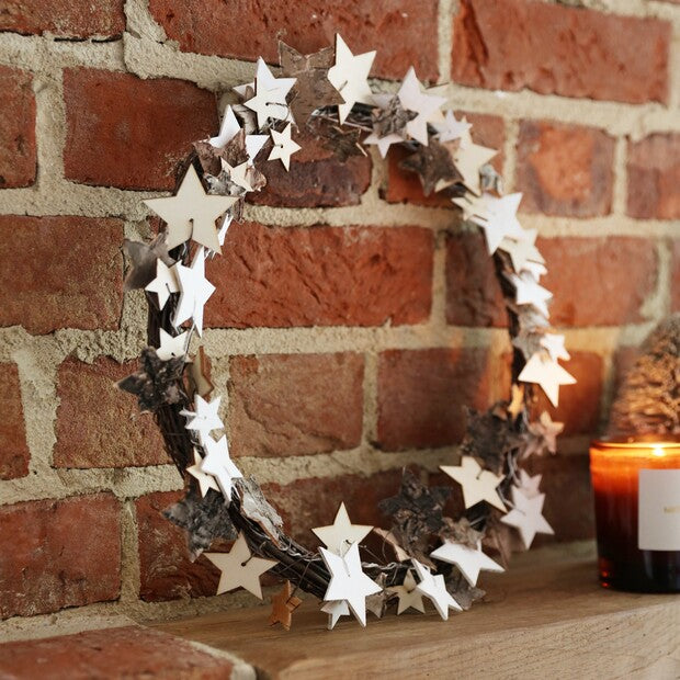 Wooden Starry Wreath